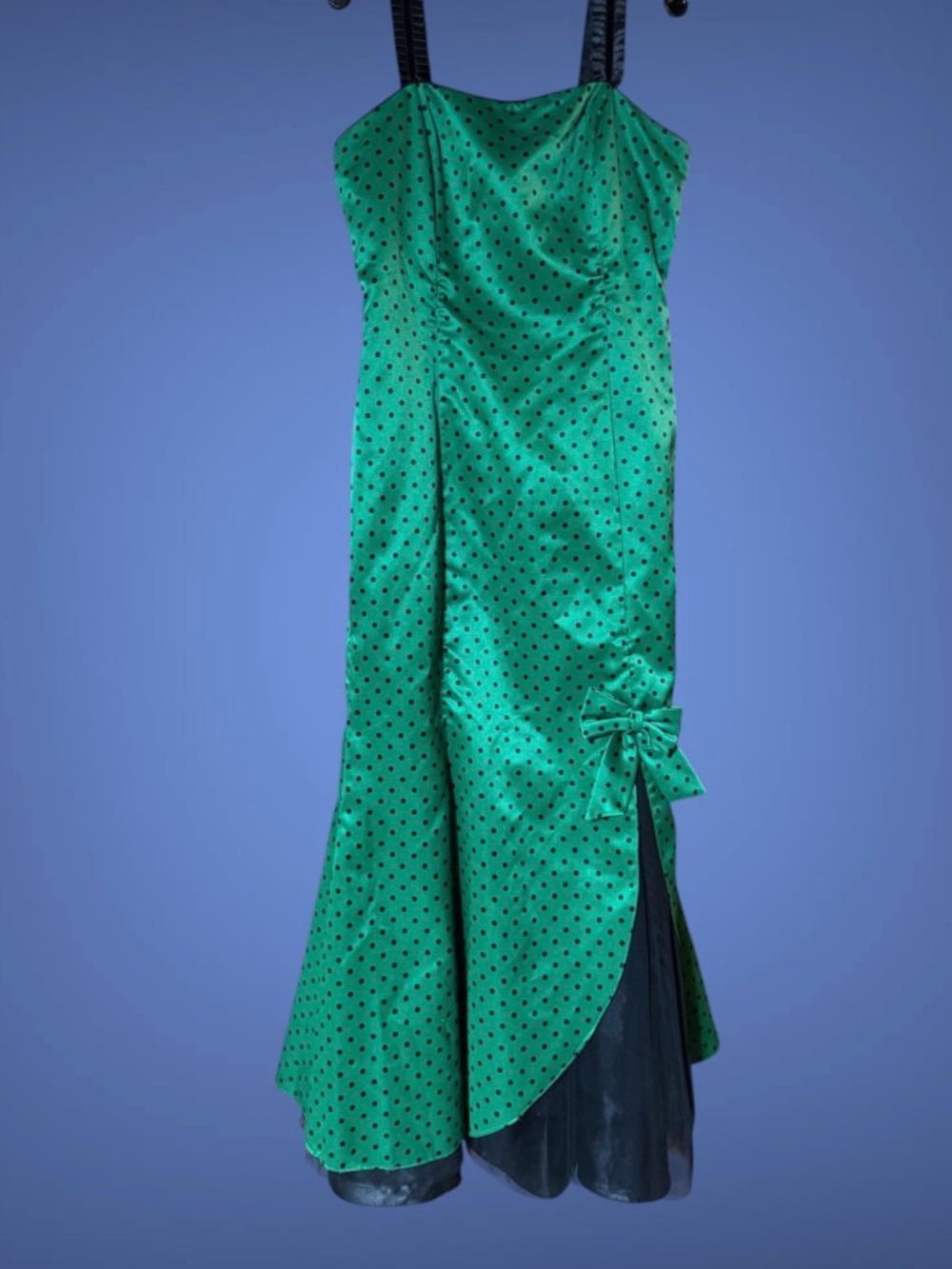 Lenovia Super cute green polka dot evening dress (OLCC)